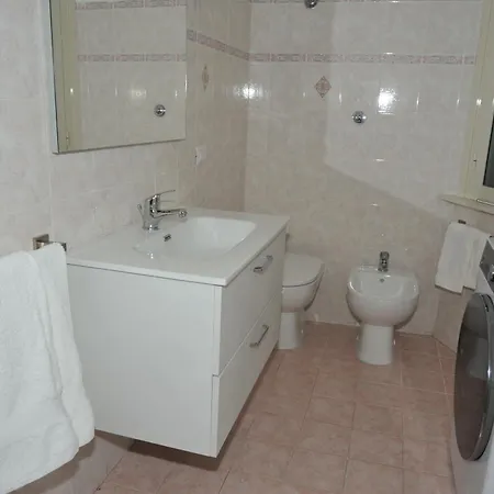 Francis House Apartment