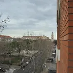 Francis House Апартаменты