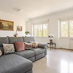 Francis House Апартаменты *